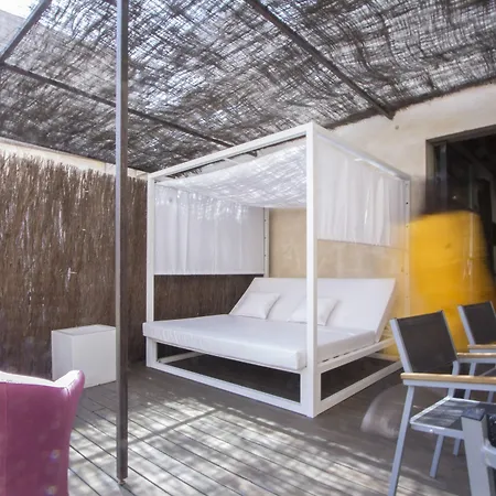 Brondo Architect فندق 4*